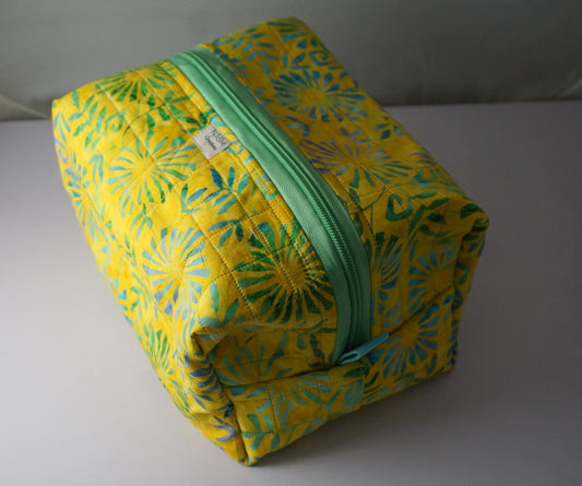 Essentials Bag – Large