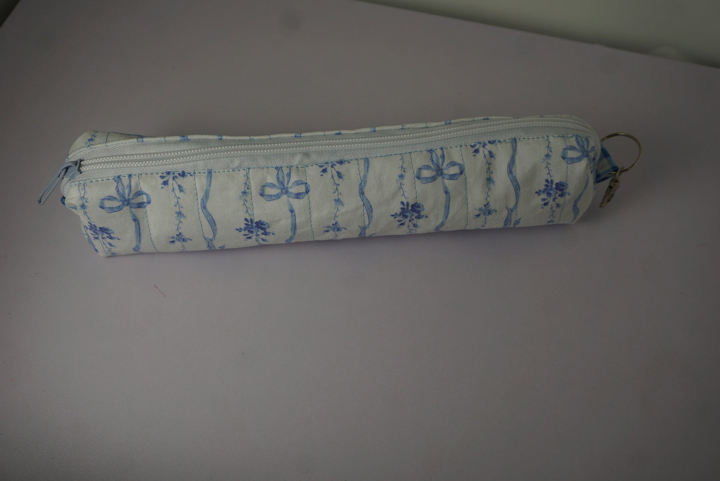 Slim Essentials Pouch