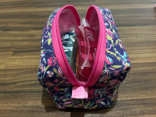 💄 Midnight Tropics Quilted Cosmetic Bag – Medium