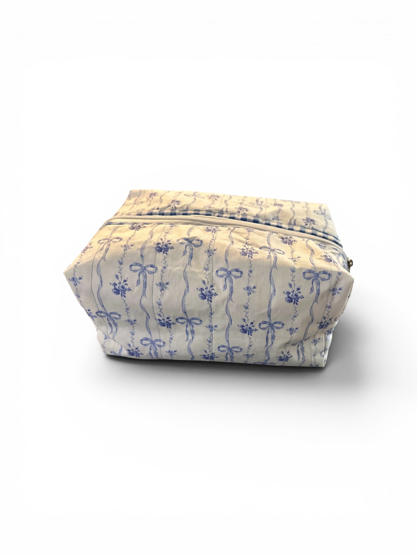 The Harper Cosmetic Bag | Blue Ribbon Cottage | Not-A-Supermom